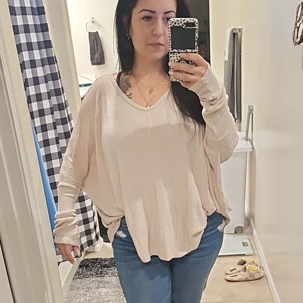 Cream V-Neck Long Sleeve Oversized Sweatshirt